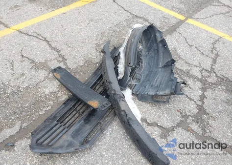 2018 Toyota Corolla Le from USA, damaged, VIN 5YFBURHE4JP760635